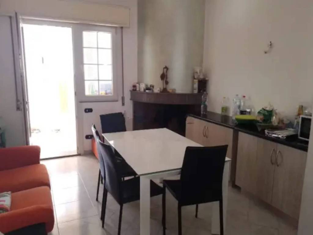 Appartamento a Mesagne in Via Udine - Foto 3