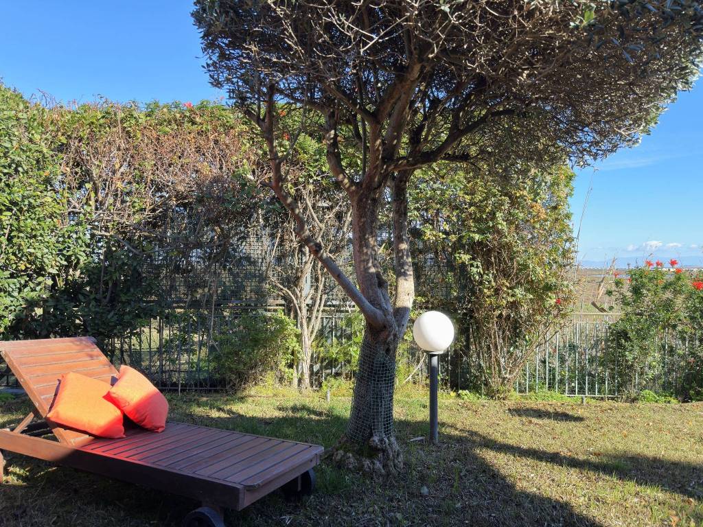 Villetta a schiera a Capoterra in Via Pantelleria, 97 - Foto 3