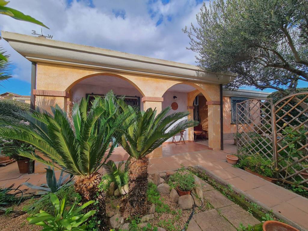 Villetta a schiera a Capoterra in Via Pantelleria, 97 - Foto 5