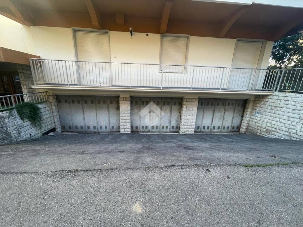 Box / garage a Bordighera in Via Serena, 1 - Foto 3