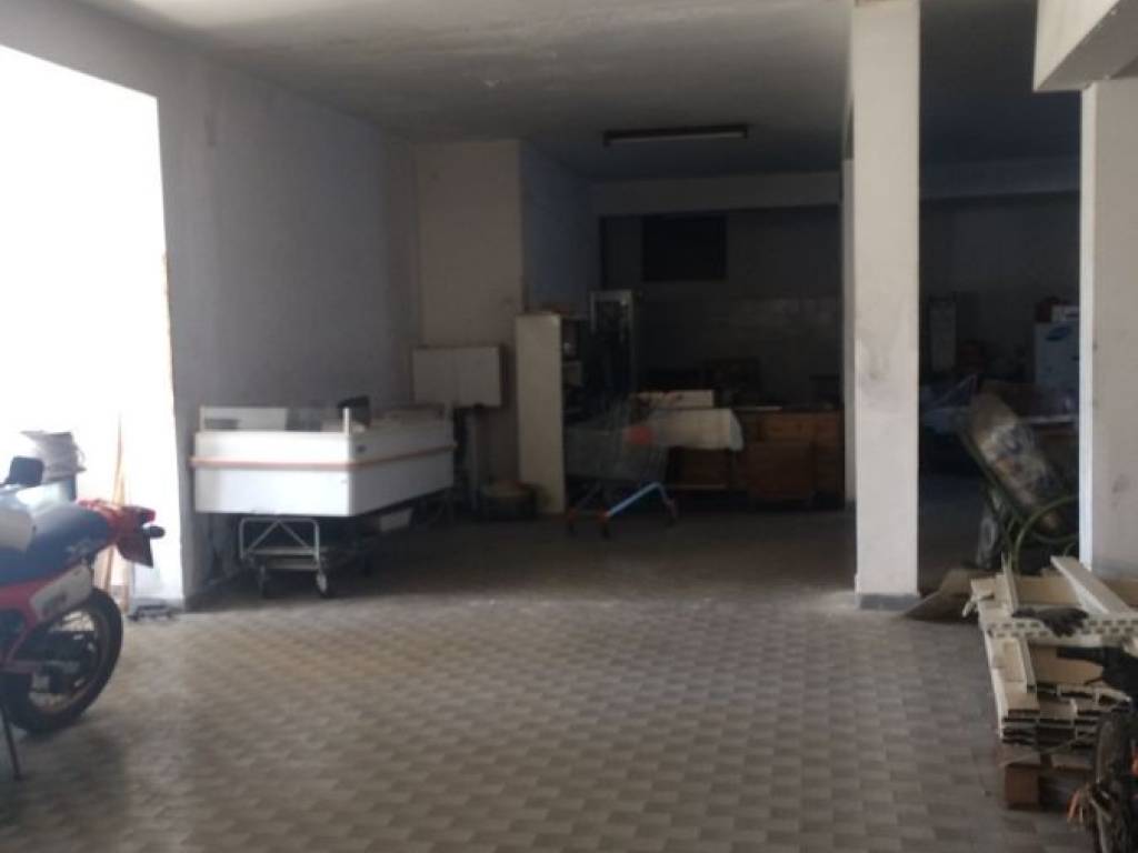 Immobile a Ostuni in via g. di vittorio, snc - Foto 4