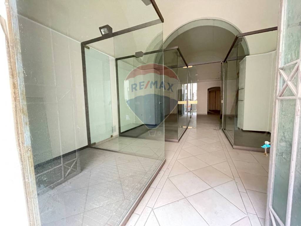 Immobile a Bari in Via Calefati, 85 - Foto 2