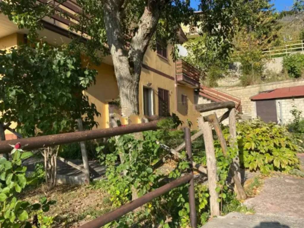 Appartamento a Tagliacozzo in Strada Comunale per Gallo - Foto 2