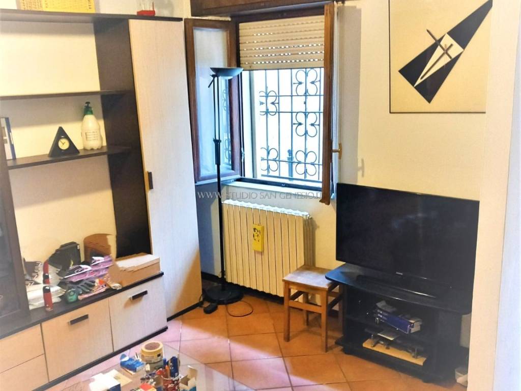 Casa indipendente a San genesio ed uniti in Piazza della Chiesa - Foto 3