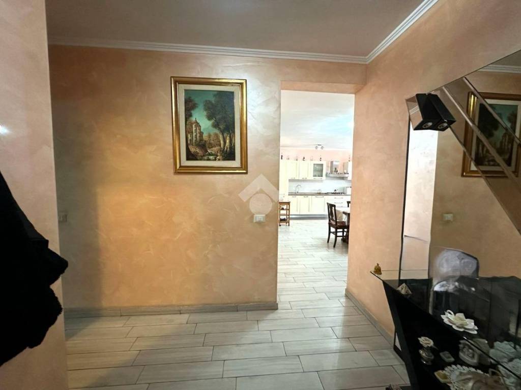 Appartamento a Aprilia in Piazza comunità europea - Foto 2