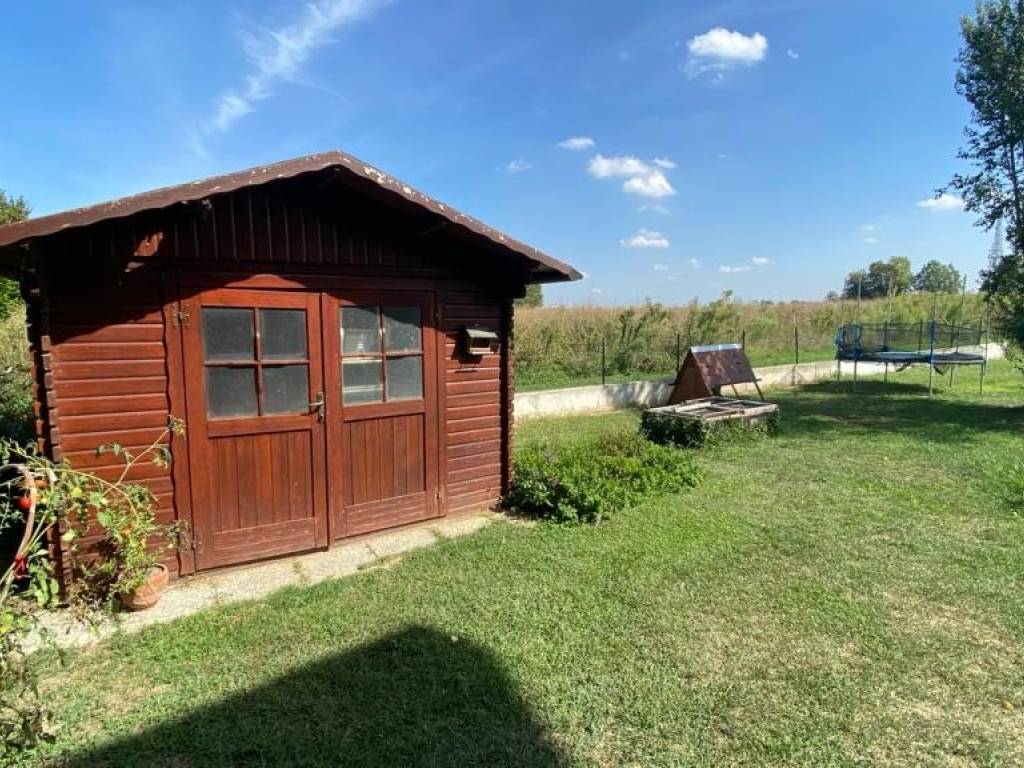 Villa a Porto mantovano in Strada Santa Maddalena - Foto 4
