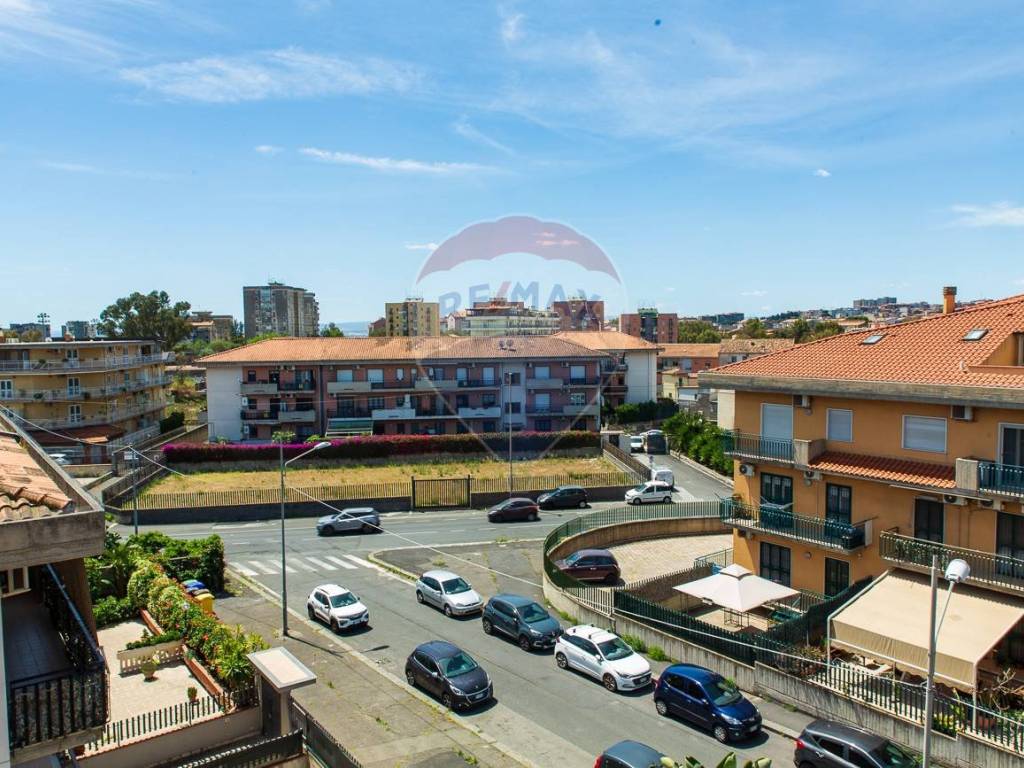 Appartamento a Catania in VIA CIRO MENOTTI - Foto 2