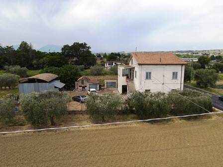 Rustico / casale a Alba adriatica in Via Ascolana - Foto 5