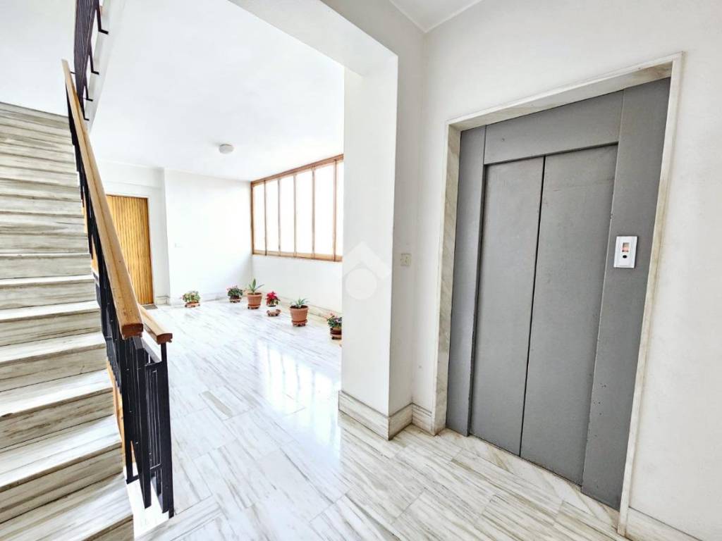 Appartamento a Taranto in Via Cesare Battisti, 159 - Foto 2