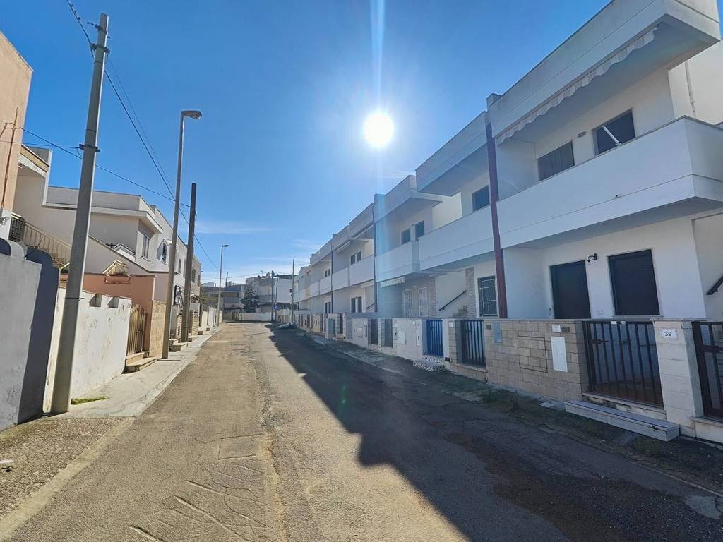 Villa a Ugento in Via Giovanni Pascoli, 37 - Foto 3