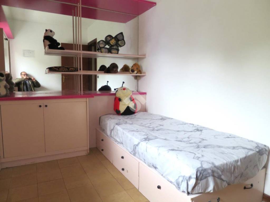 Appartamento a Riccione in Viale Busseto, 11 - Foto 4