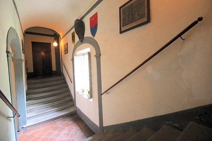 Palazzo / stabile a Pescia in Piazza della Maddalena - Foto 3