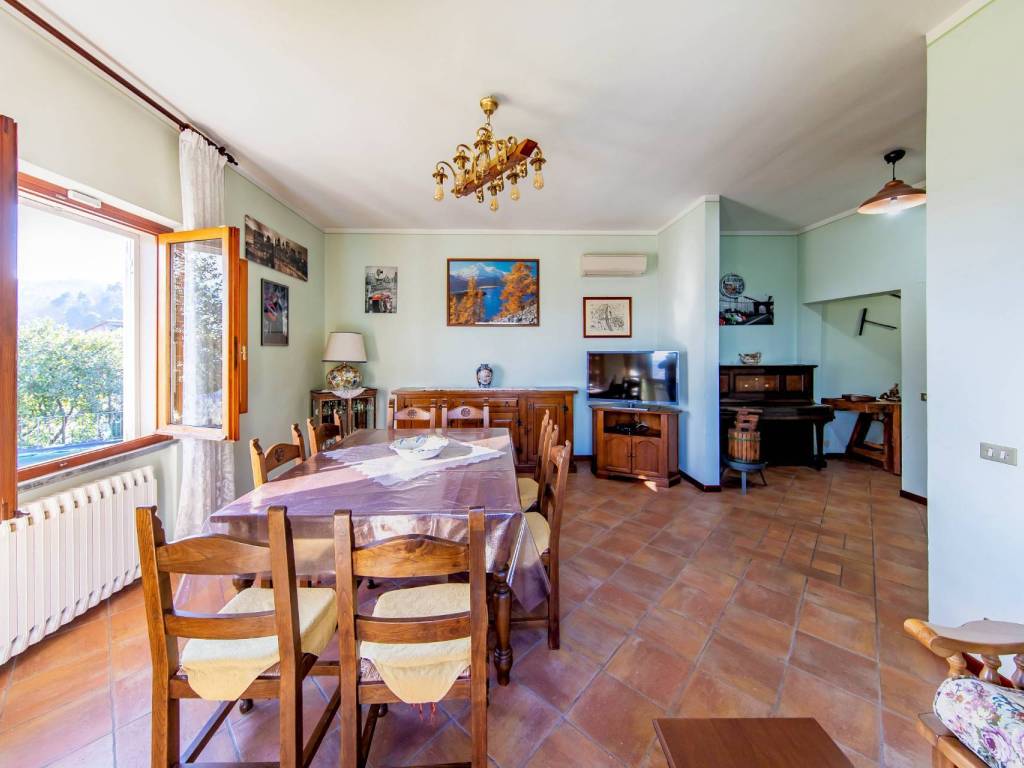 Villa a Pescia in Via di Fibbialla - Foto 3