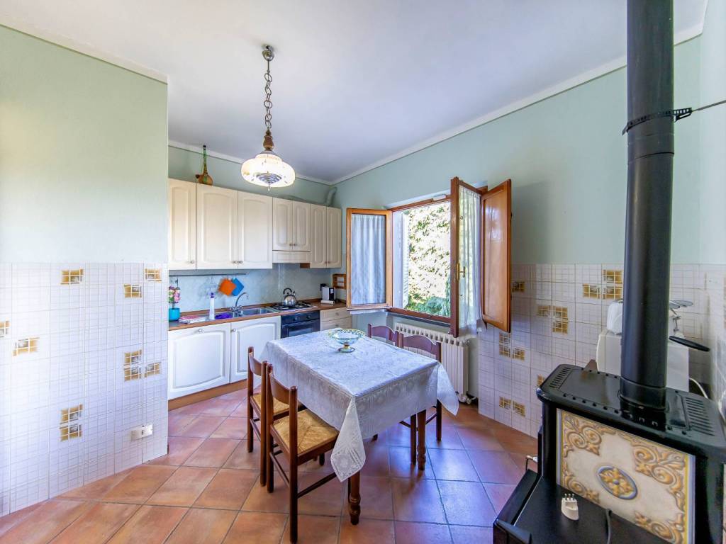 Villa a Pescia in Via di Fibbialla - Foto 5