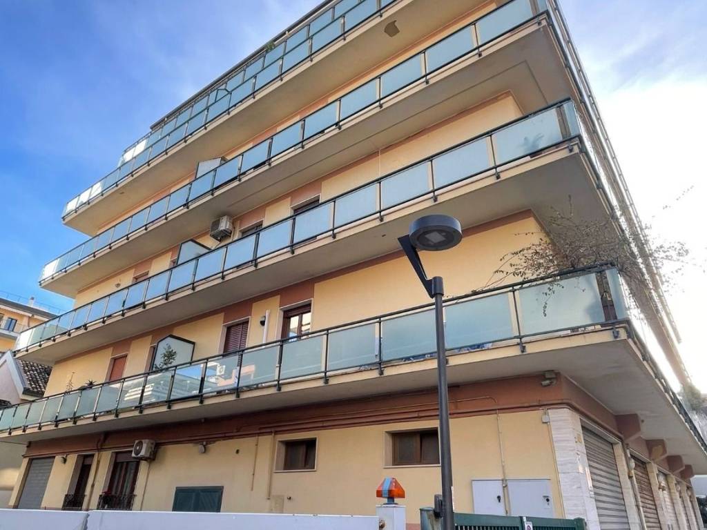 Appartamento a Pescara in Via Francesco De Sanctis, 56 - Foto 2