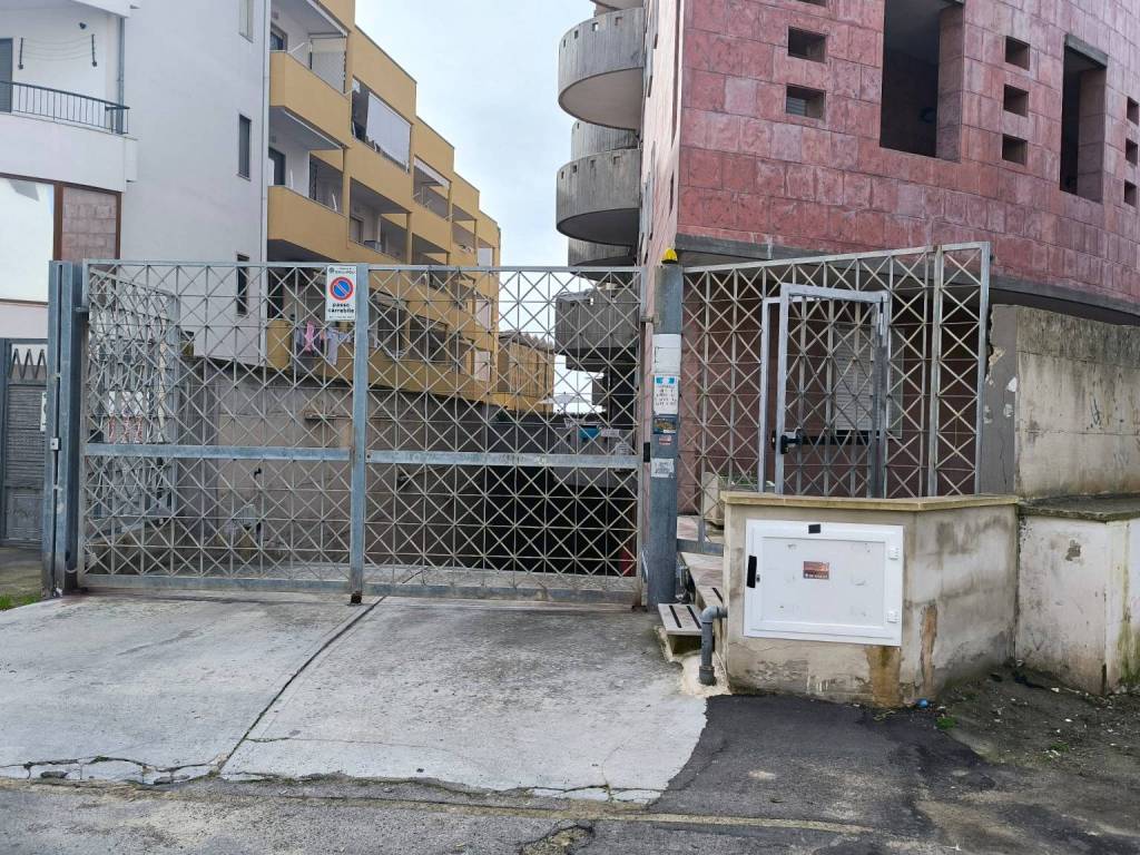 Box / garage a Gallipoli in Via Girolamo Savonarola - Foto 3