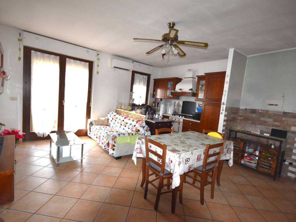 Appartamento a Monte san vito in Via Romagna - Foto 2