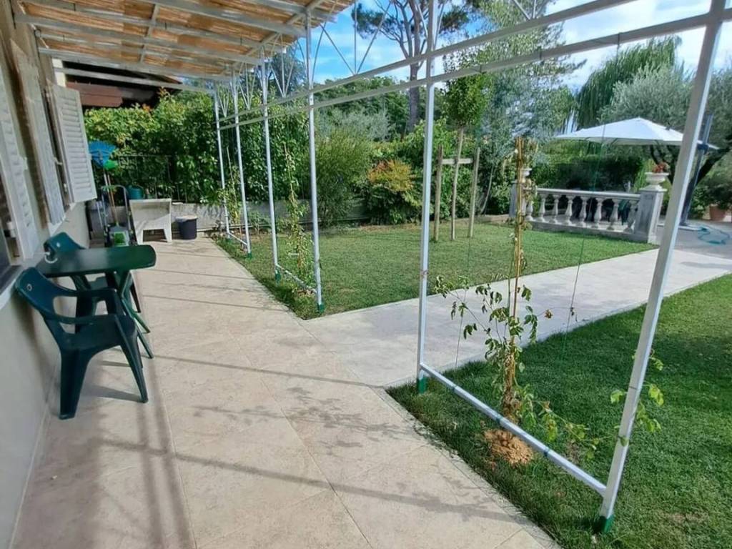 Villa a Buggiano in Via Falciano S.N.C. - Foto 5