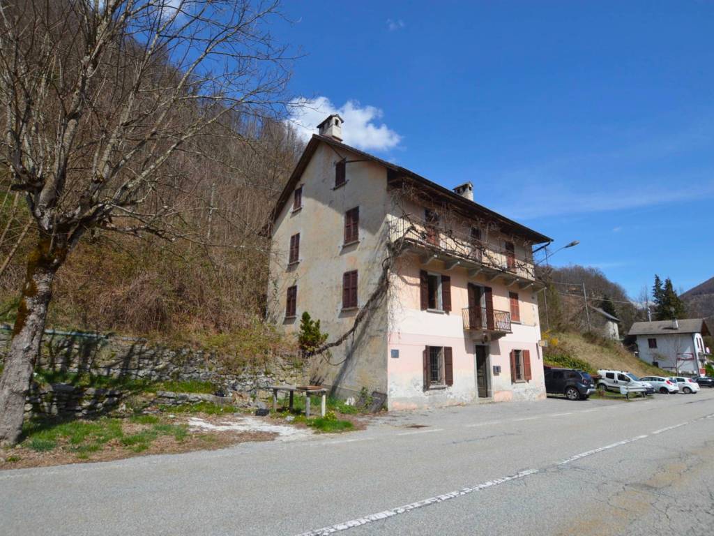 Casa indipendente a Re in Località Meis - Foto 2