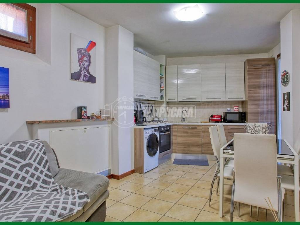 Appartamento a Arcisate in Via Giacomo Matteotti - Foto 4