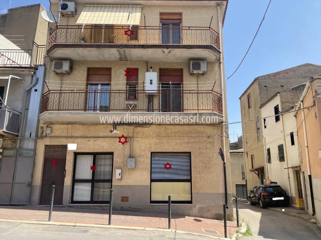 Casa indipendente a San cataldo in Via Caltanissetta n 66 - Foto 2