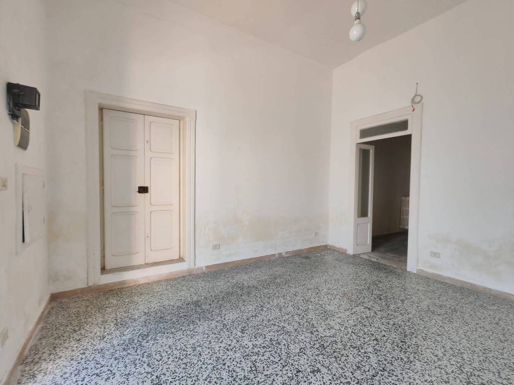 Casa indipendente a Brindisi in Via Montegrappa - Foto 4
