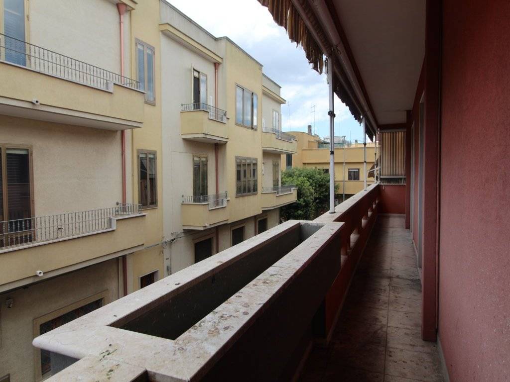 Appartamento a Francavilla fontana in Via Massimo d'Azeglio, 1 - Foto 4