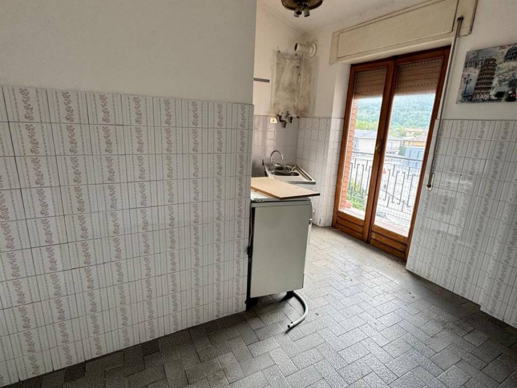 Appartamento a Avezzano in Via Puglie - Foto 5