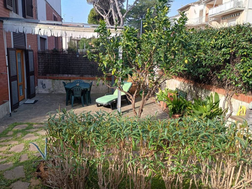 Appartamento a Rosignano marittimo in Via Telemaco Signorini - Foto 5