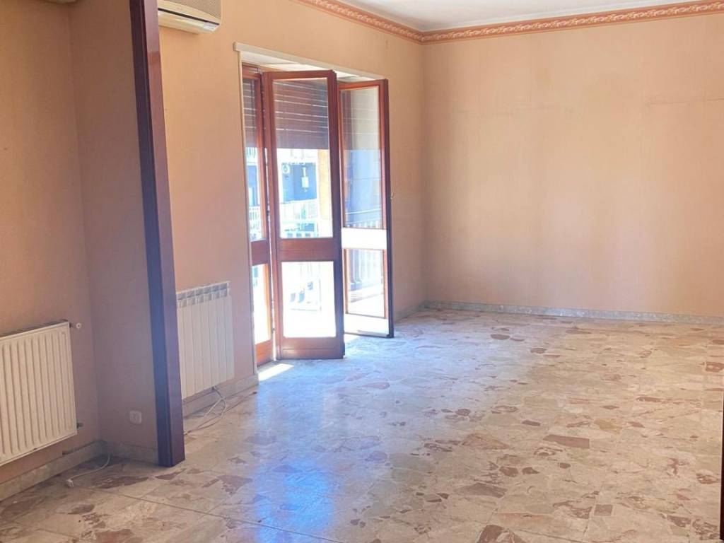 Appartamento a Catania in Via Luigi Sturzo, 33 - Foto 3