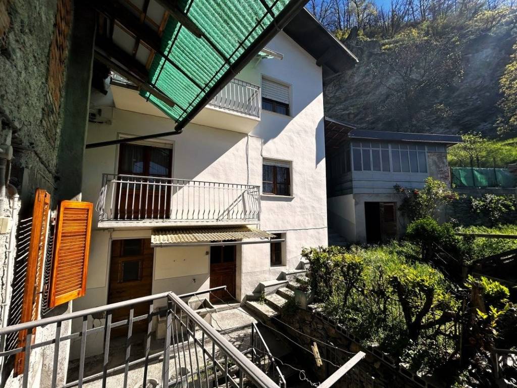 Casa indipendente a Montjovet in Frazione Barmachande - Foto 2