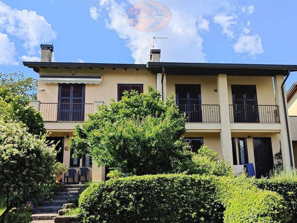 Villa a Casatenovo in Via Don Carlo Gnocchi - Foto 3