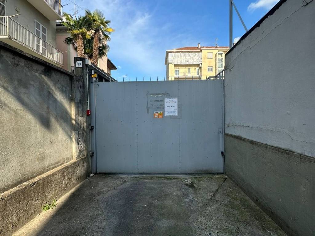 Box / garage a Vercelli in Via Niccolò Machiavelli, 33 - Foto 2