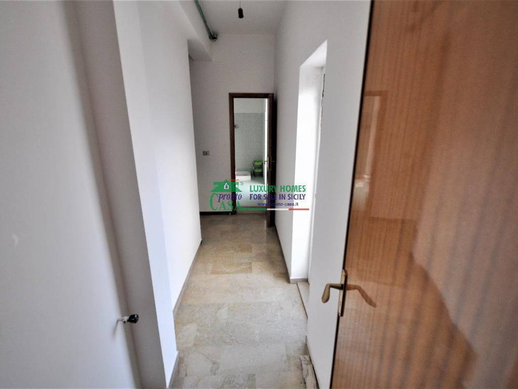 Appartamento a Ragusa in Via Napoleone Colajanni - Foto 3