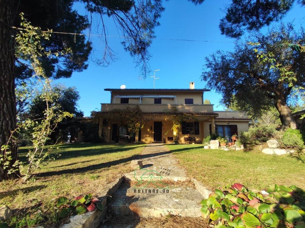 Villa a Fano in Località Roncosambaccio, 142 - Foto 3