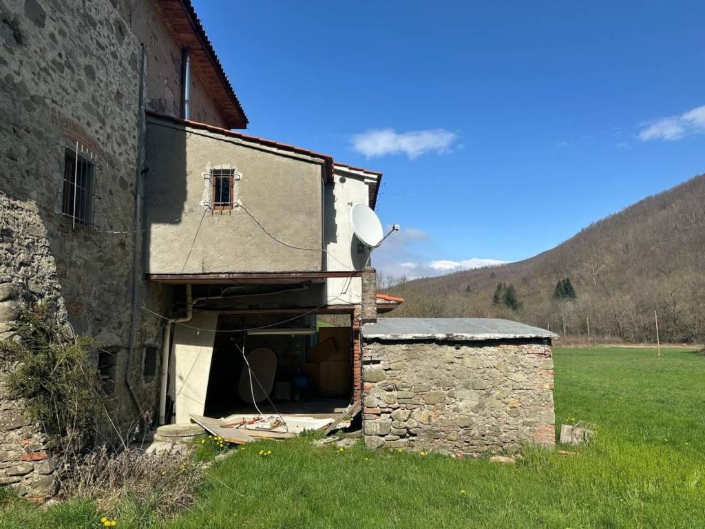 Casa indipendente a Pistoia in Sentiero delle Ghiacciaie - Foto 5