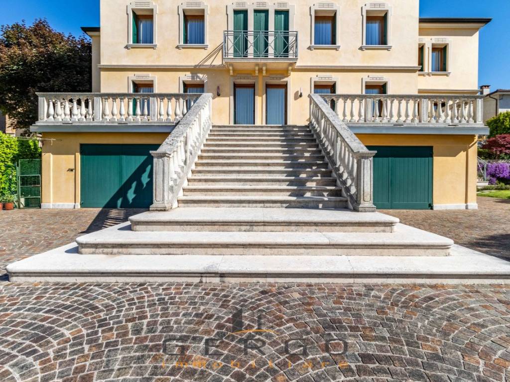 Villa a Valdobbiadene in Via San Martino - Foto 2