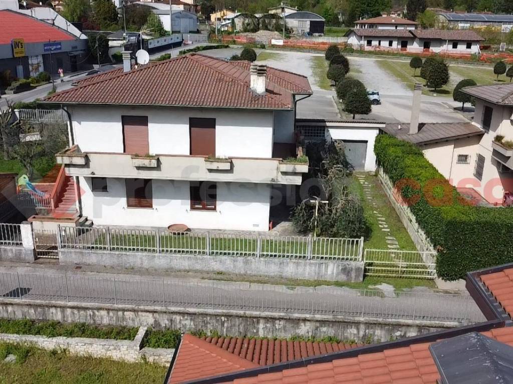 Appartamento a Coreglia antelminelli in Via Traversa Piano di Coreglia, 1 - Foto 2