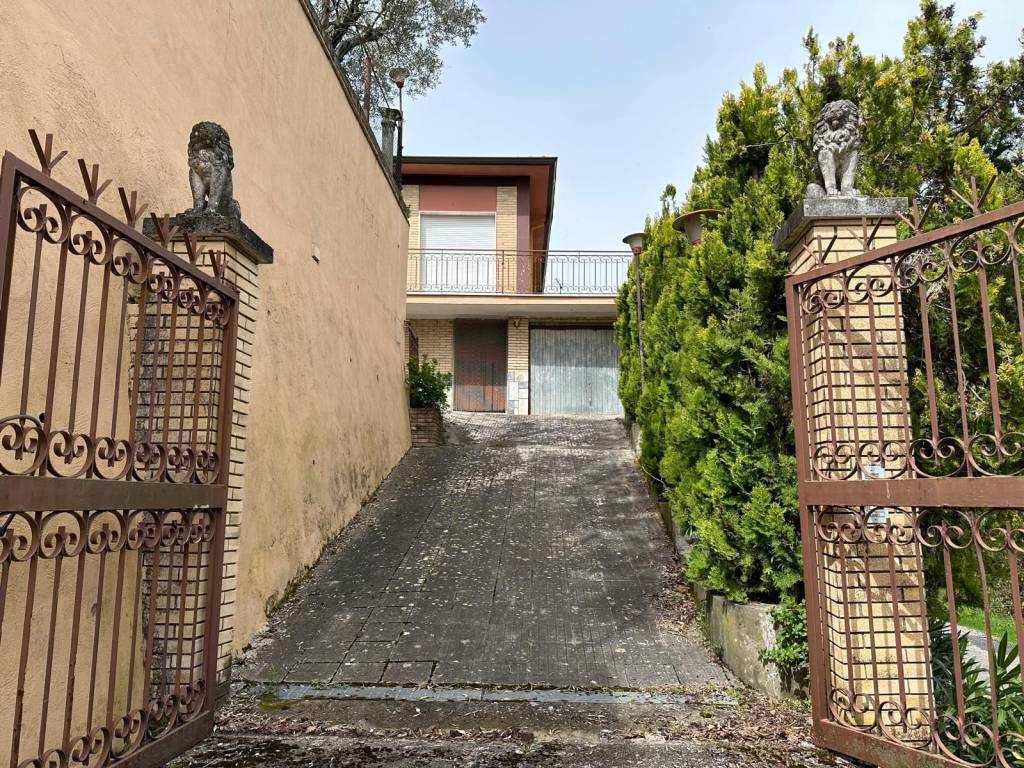 Villa a Fontana liri in Via Casale, 4 - Foto 3