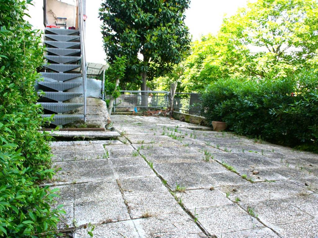 Appartamento a Falconara marittima in Via Giuseppe Ungaretti - Foto 2