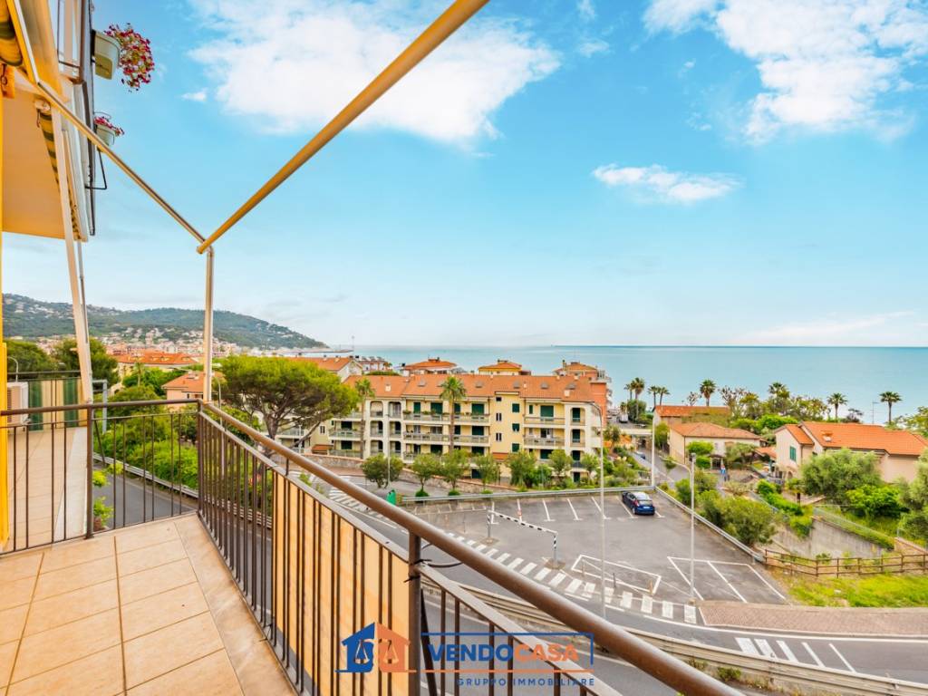 Appartamento a Andora in Via Aurelia, 216 - Foto 2