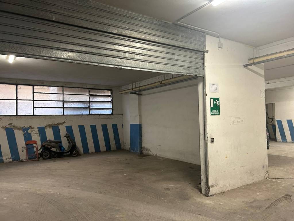 Box / garage a Cagliari in Via Torquato Tasso, 35 - Foto 4