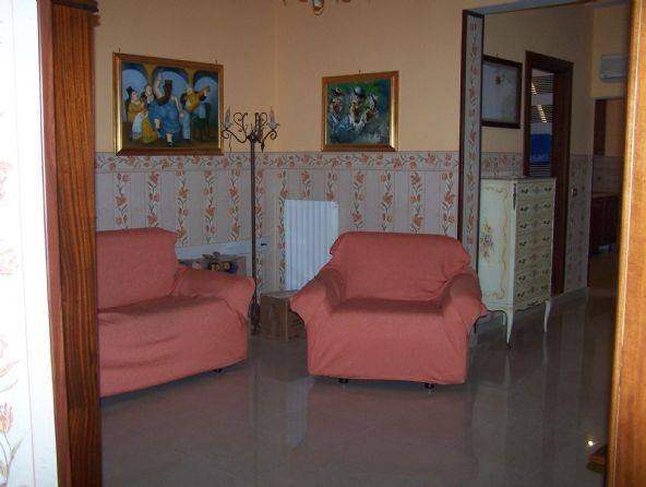 Appartamento a Taranto in Via Mazzini, 43 - Foto 2