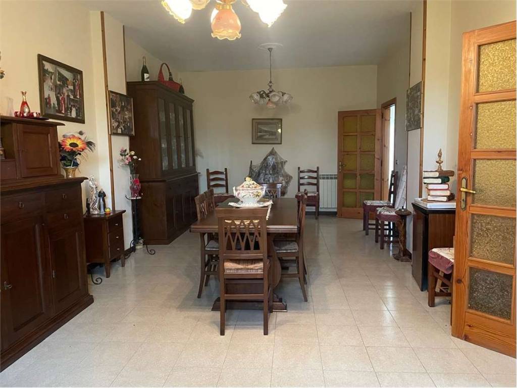 Palazzo / stabile a Teano in Via Casilina , km 176,400 - Foto 4