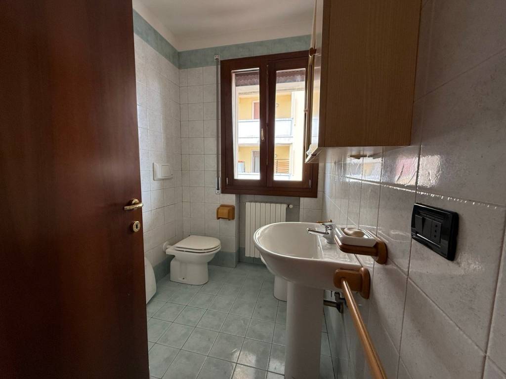 Appartamento a Montegrotto terme in Corso delle Terme - Foto 4