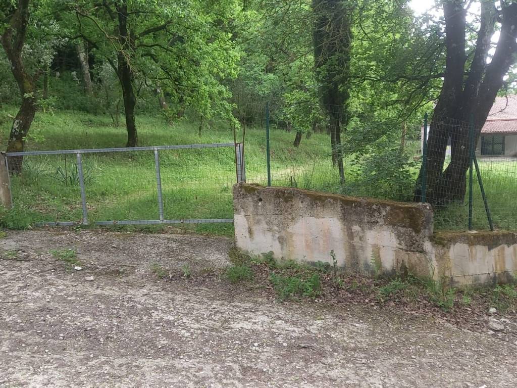 Villa a Caserta in Via della Fonte - Foto 2