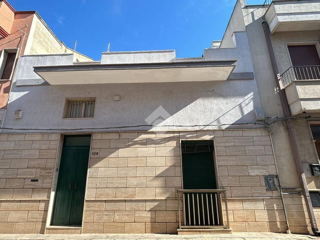Casa indipendente a Francavilla fontana in Via Giosuè Carducci - Foto 3