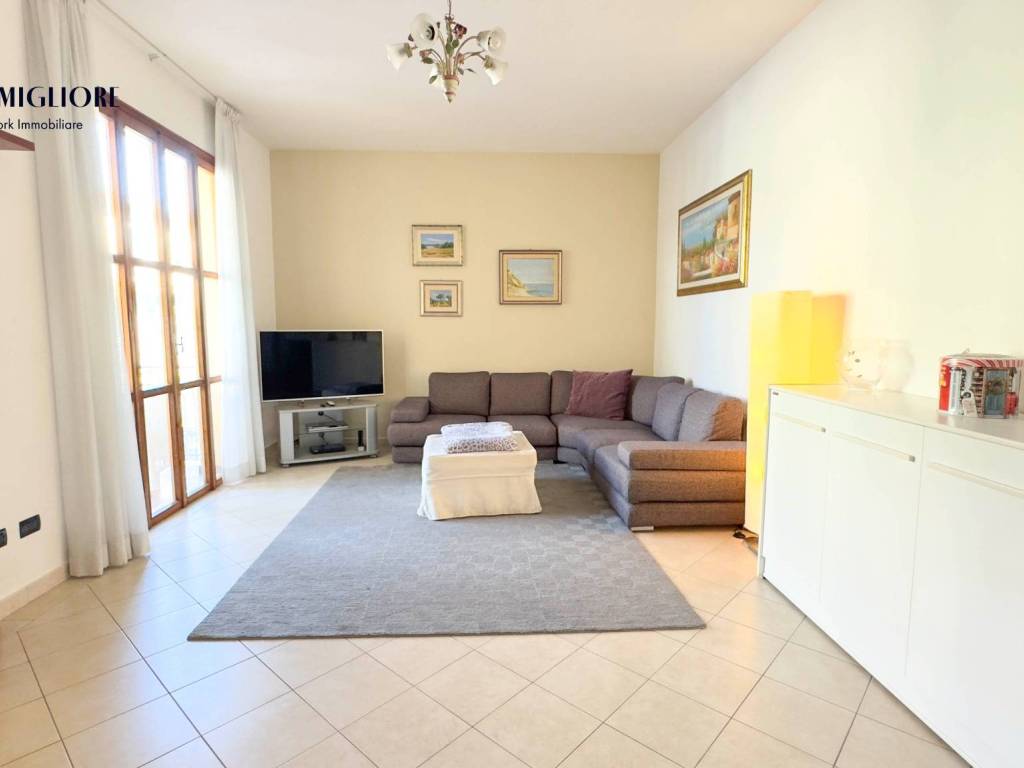 Appartamento a Pistoia in Via Francesco Cilea - Foto 2