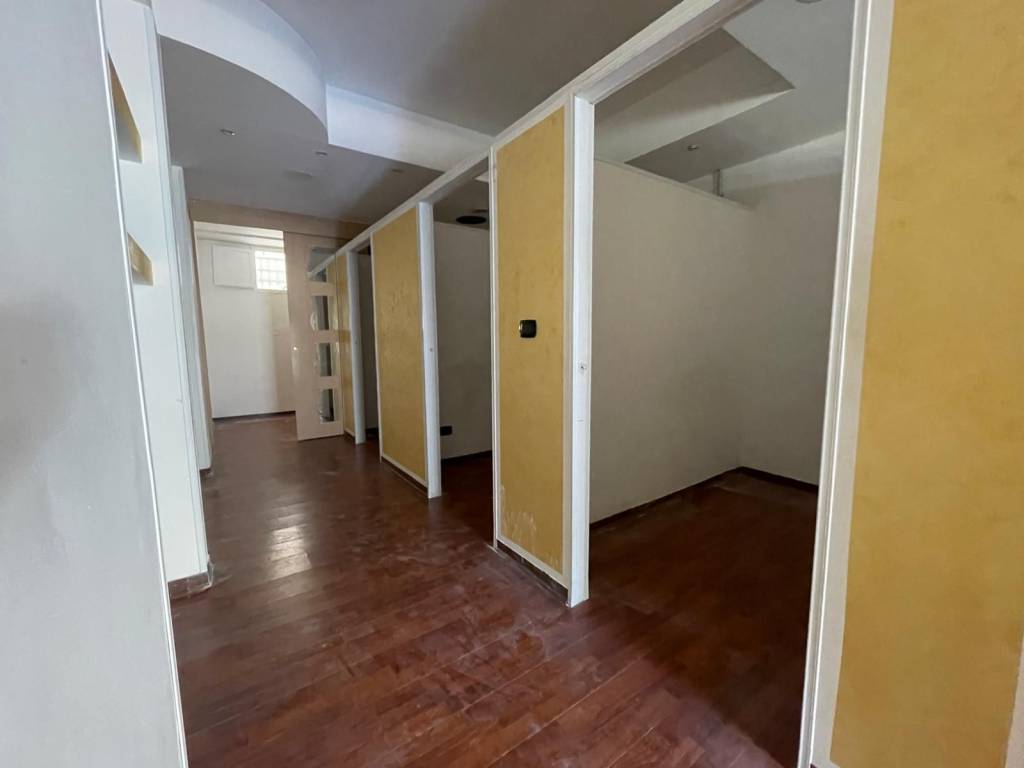 Immobile a Taranto in Via Emilia, 102 - Foto 2