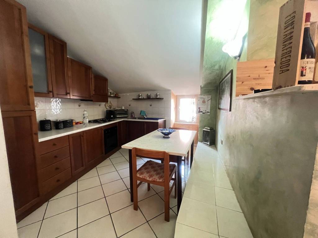 Attico / mansarda a Gallese in Corso Duca Luigi, 16 - Foto 3